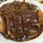 楽天 - 金曜日限定激辛カツカレー！このクソ暑い日になんで並んでタオル持参で激辛を食うのか？
            それは美味いから、それだけやね^^