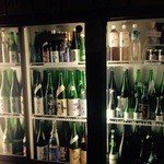 山中酒の店 - 冷蔵庫には試飲がいろいろ…