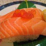 回転鮨 清次郎 - トロサーモン