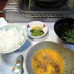鬼無里の湯 - ご飯、香の物、味噌汁