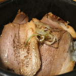 玄龍 - チャーシュー丼330円
      