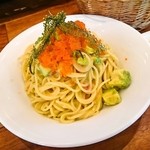 アボガドとトビッコの冷製パスタ