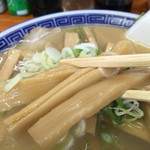 好楽 - メンマ本来の風味と食感が漂う
      決してしつこく無い味付け