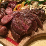 ラ・ジョコンダ - グリリアータ ミスタ お肉の炭火焼き盛り合わせ(ランチ)アップ