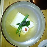 祇園 さゝ木 - 椀　すずき、緑豆腐