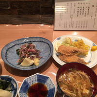 新宿割烹 中嶋 - 刺身定食とハーフフライ