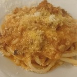 オステリア　オルカドーロ - 豚肉と自家製ハムのラグートマトソースパルジャミーノピーチ