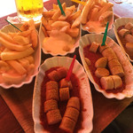 imbiss カリーブルスト 神戸元町 - 楽しい(>_<)