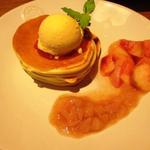 テーラ・テール - 桃×３パンケーキ　H27.8月