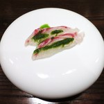 東京チャイニーズ 一凛 - 愛媛県宇和島産　真鯛　鯛一郎クンのカルパッチョ
      　ねぎと山椒のソース