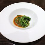 東京チャイニーズ 一凛 - 台湾　水蓮菜の塩炒め　桜海老とスパイスのソース