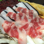 多満喜 - 鯨  赤身,本皮,鹿の子