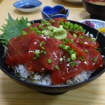 にし与 - まぐろ丼