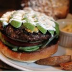 FELLOWS - アボカドチーズバーガー