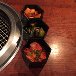 よろにく - キムチ3種