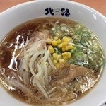 女形谷パーキングエリア（上り）フードコート - 醤油ラーメン