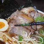 麺王 みらい - チャーシュー丼チャーシュートロットロ