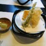 和食と鉄板料理 美くに - 季節の天ぷら