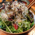 中むら - 喜茂別産 北海道野菜のグリーンサラダ海水晶添え 小 525円