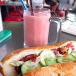 NHU'LAN - バインミーとスムージー