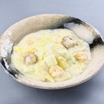 あんかけ麺飯房 - マイルドな白！白いクリーミーあんかけ焼きそば