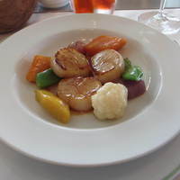 Benoit Alain Ducasse - ホタテ貝柱のポシェ