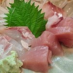 かぶと - 「刺身盛り合わせ」　800円