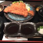 串蔵 - わらじ豚カツ定食　￥860