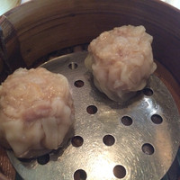 龍天門 - 定番の豚のシュウマイ