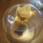 ル スプートニク - とうもろこしのアイス、トリュフを添えて