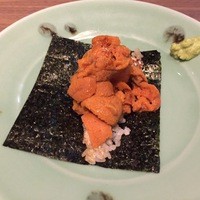 鉄板焼 摩天楼 東京スカイツリー・ソラマチ店 - 焼うに～パリパリの海苔とおこげの上に新鮮なうにをのせて～ 