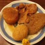 かぶら屋 - 大根、牛スジ、黒はんぺん、卵