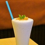 タイ国料理　チャイタレー - 2015.8 ココナッツミルクシェイク（550円）