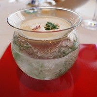 ホテルグランバッハ熱海クレッシェンド - 冷たいスープとコンソメジュレ