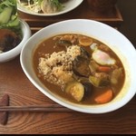 cafe 川辺の四季 - 気まぐれカレー


ズッキーニが美味しかったっ˚₊*୧⃛(๑⃙⃘⁼̴̀꒳⁼̴́๑⃙⃘)୨⃛*₊(7/28)