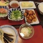 箕面牧落食堂 - 二人で分け分けします♪