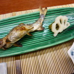 やげんぼり  - お取り皿も笹を模しています