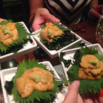 うにくら 水道橋 - 別注文のウニで乾杯♪