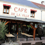 Cafe de la Ville - 村に1軒だけのレストラン