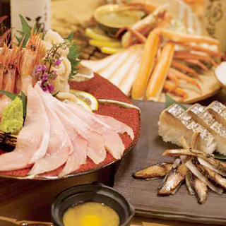 北陸直送の新鮮な魚介と珍味を気軽に楽しめます。