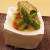 銀座 小十 - 鮑と野菜の和え物