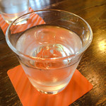 オーブン・ミトン カフェ - お冷