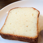 オーブン・ミトン カフェ はけの森 - バニラパウンドケーキ