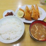 食堂　一二九 - 白身魚のフライ定食