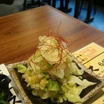肉汁餃子のダンダダン - 柚子キャベツ