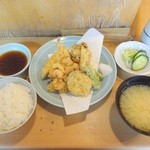 登良屋 - 天ぷら定食＋芝えびのかき揚げ