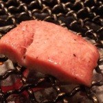 焼肉問屋　くに家 - 15.08.03 この厚み！