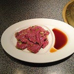 肉焼家　琉庵 - ハツ刺し