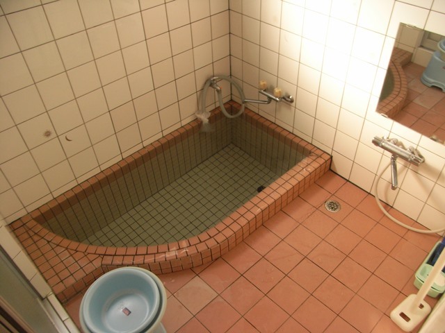 こまどり荘 name=