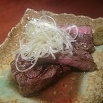 Ino - 牛肉の炭火焼き
                        